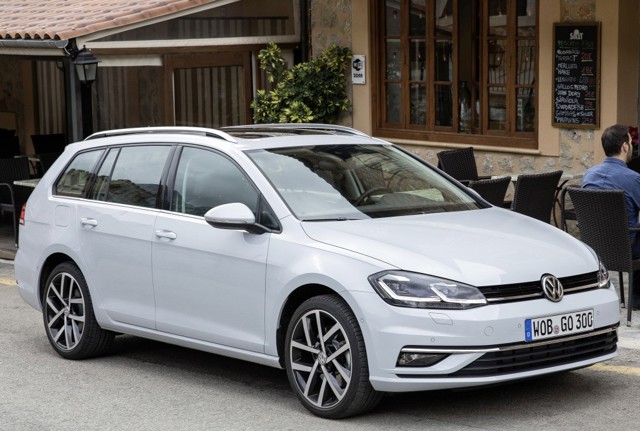 Volkswagen Golf Variant photo 23