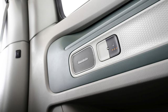 Volkswagen Id. Buzz photo 63