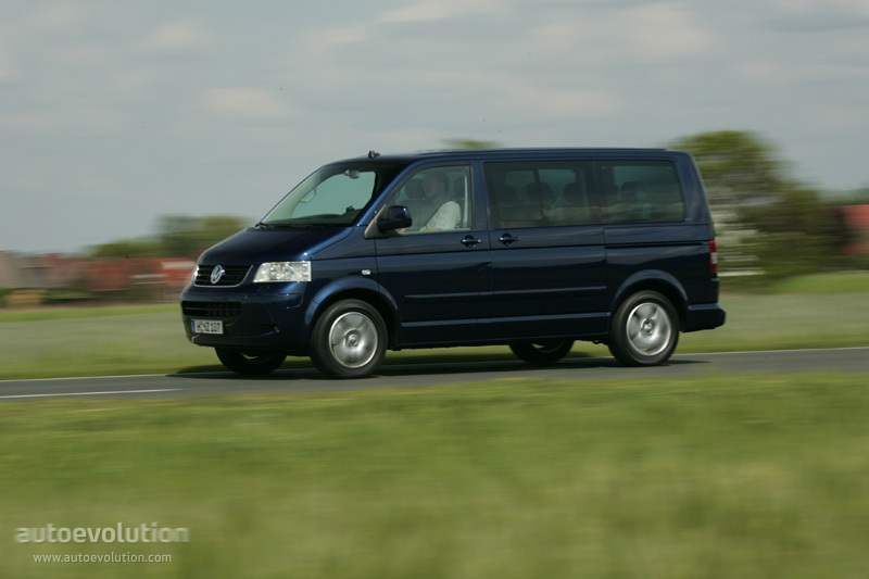 VOLKSWAGEN Multivan