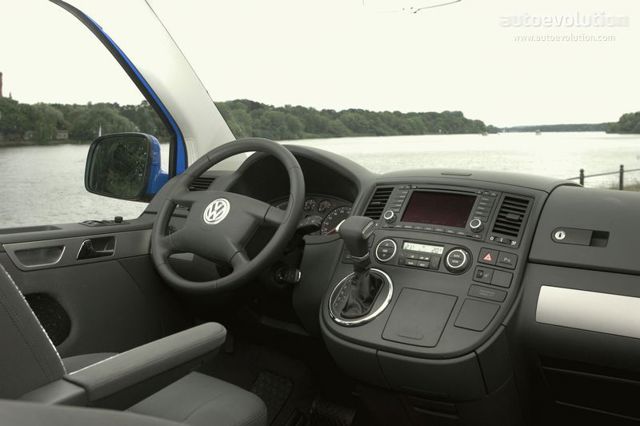 Volkswagen Multivan photo 15