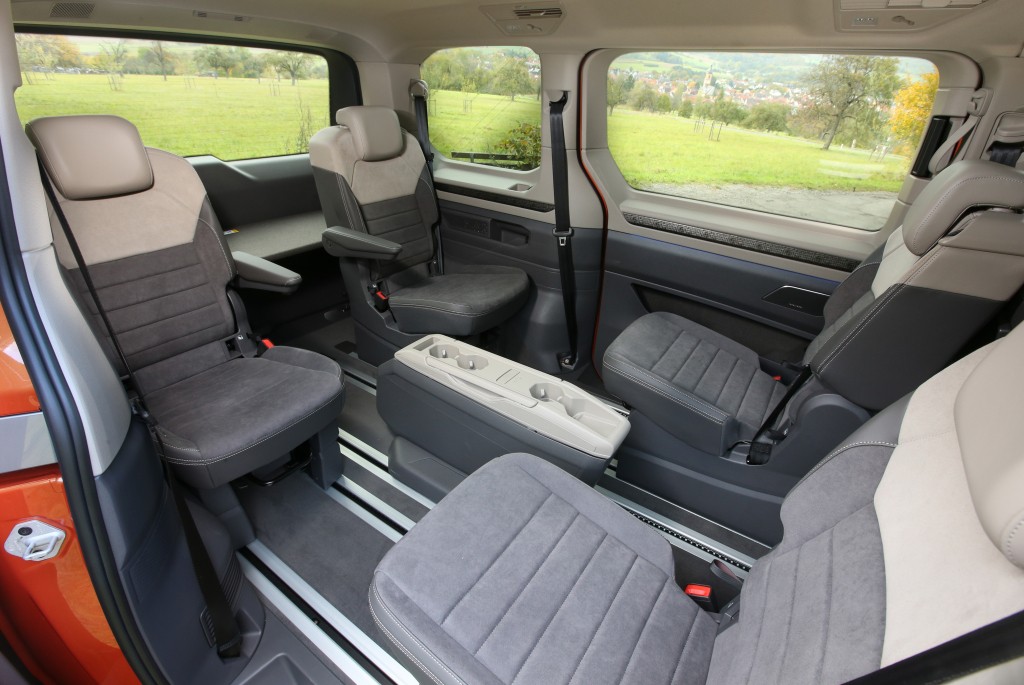 Volkswagen Multivan photo 31