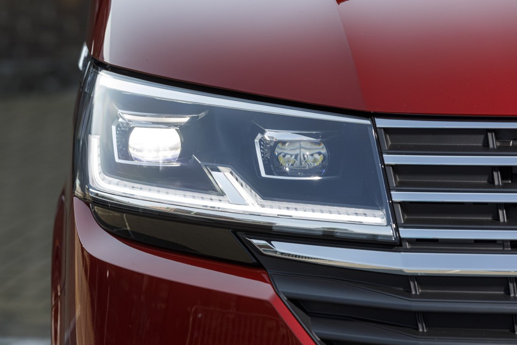 Volkswagen Multivan photo 3