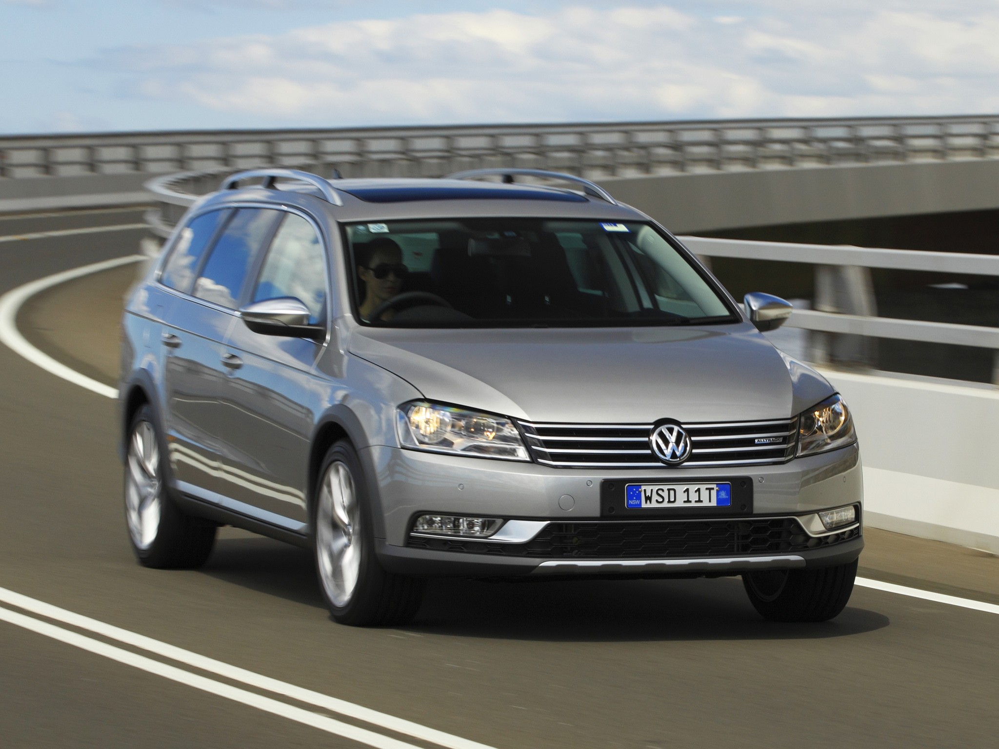 Volkswagen Passat Alltrack photo 36