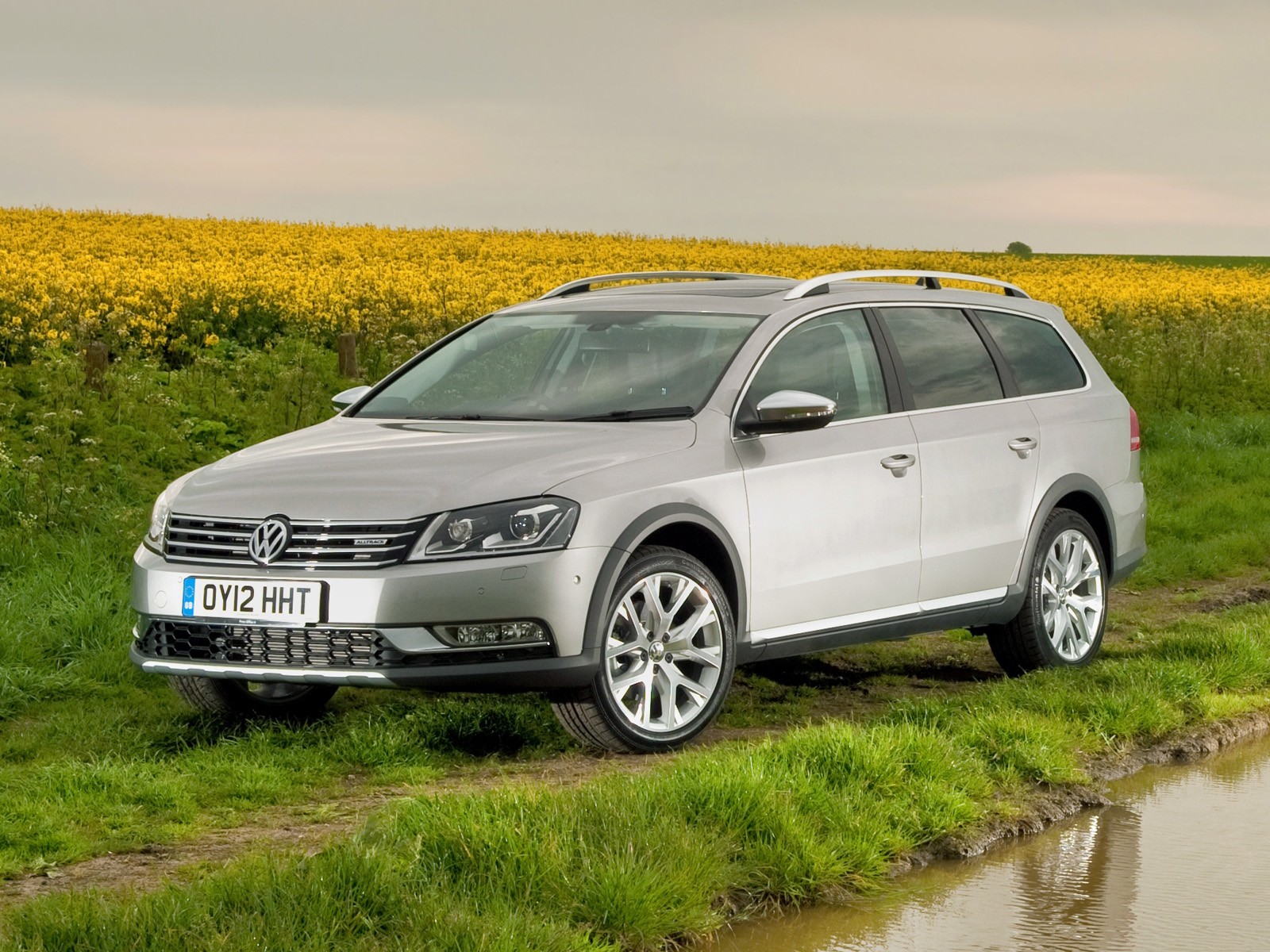 Volkswagen Passat Alltrack photo 44