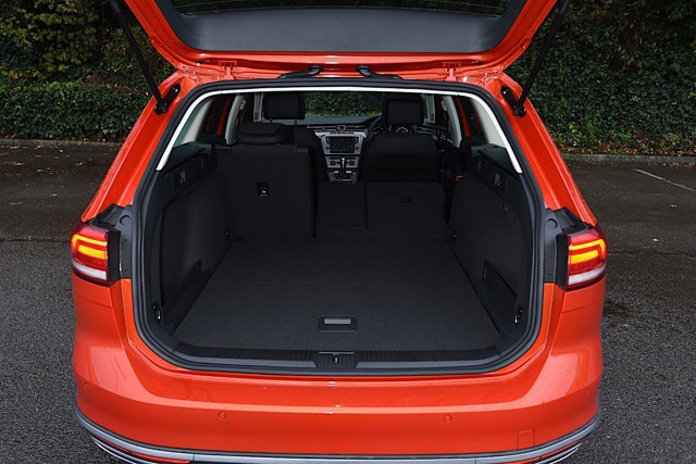 Volkswagen Passat Alltrack photo 58