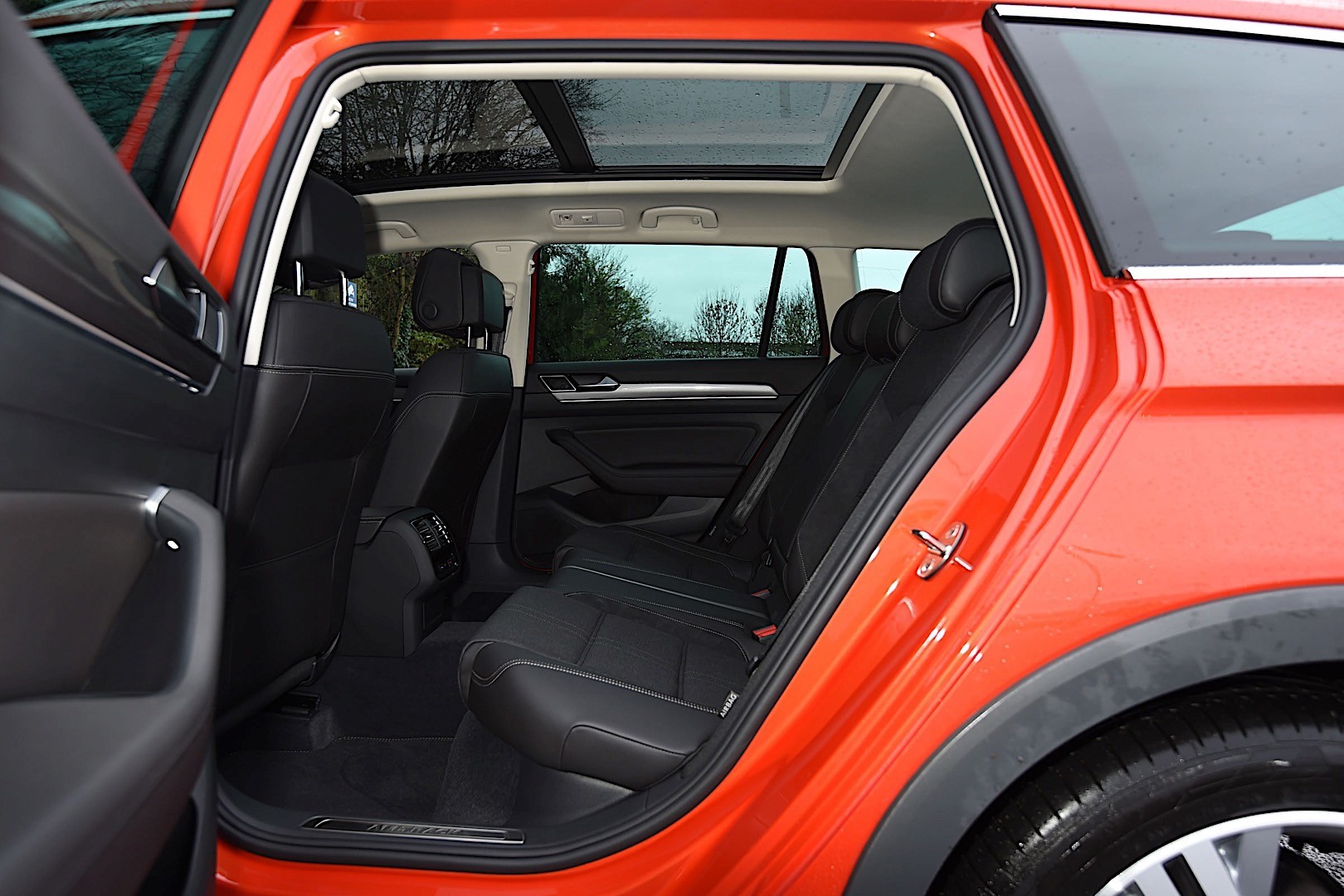 Volkswagen Passat Alltrack photo 74