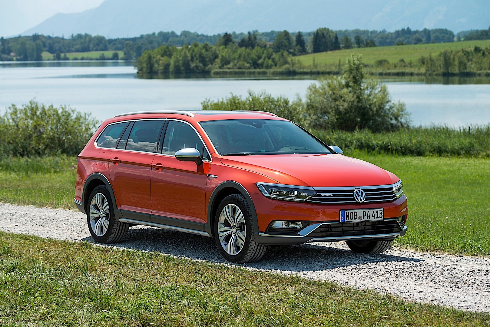 Volkswagen Passat Alltrack photo 14