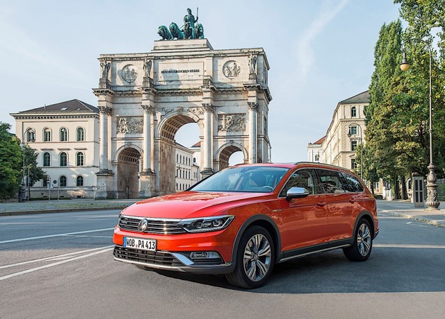 Volkswagen Passat Alltrack photo 25
