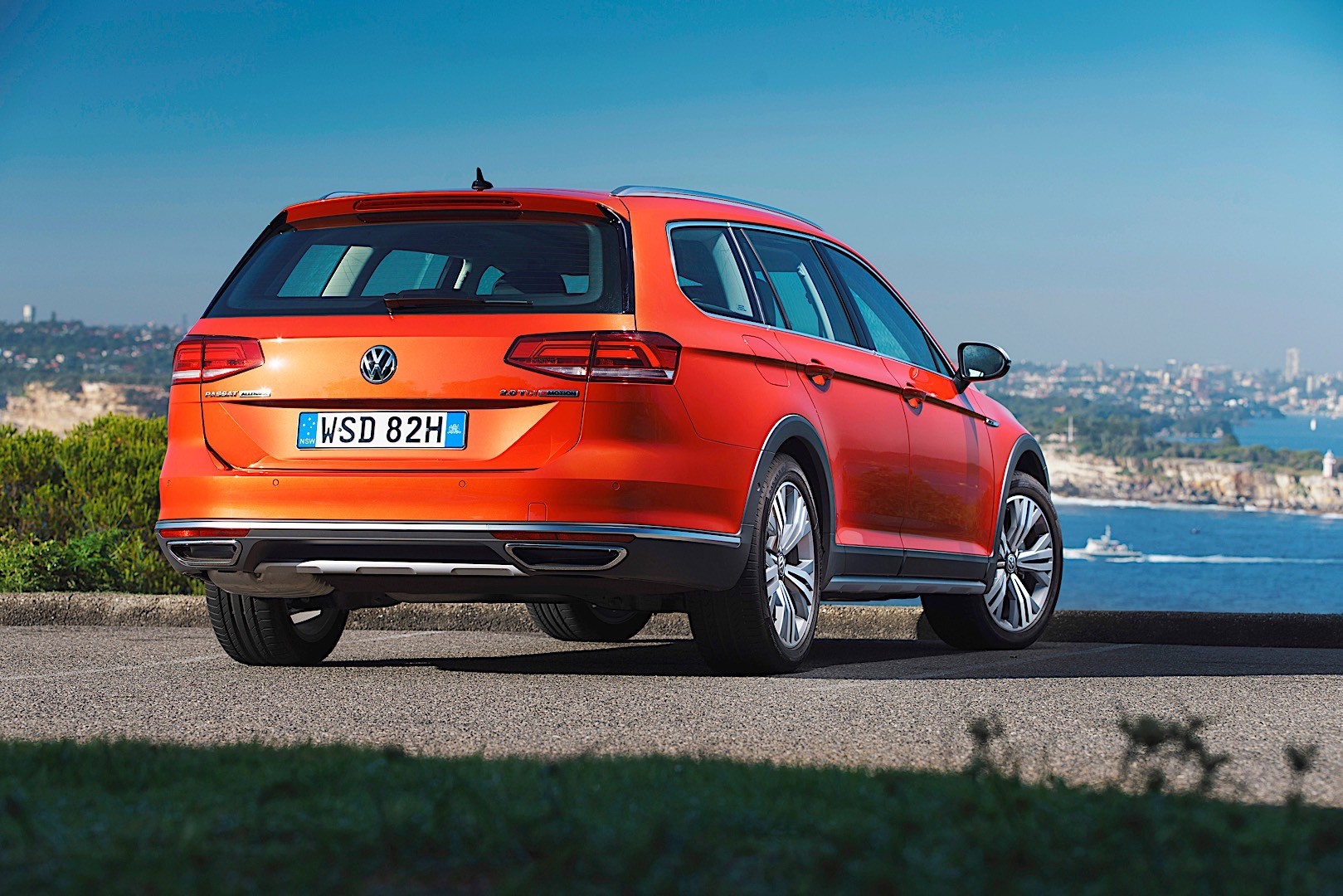 Volkswagen Passat Alltrack photo 33