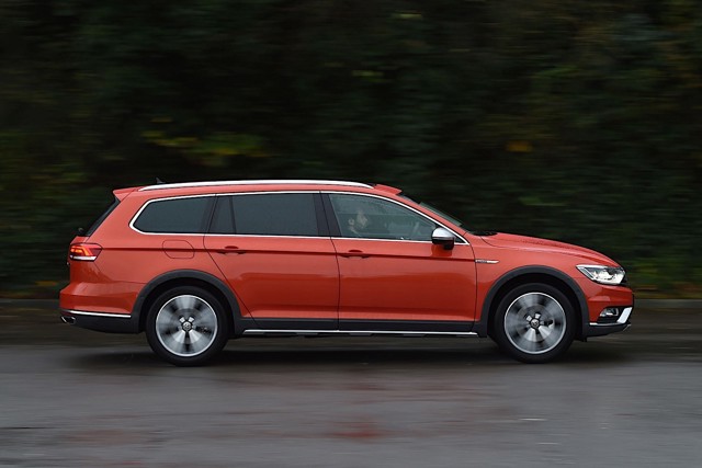 Volkswagen Passat Alltrack photo 56
