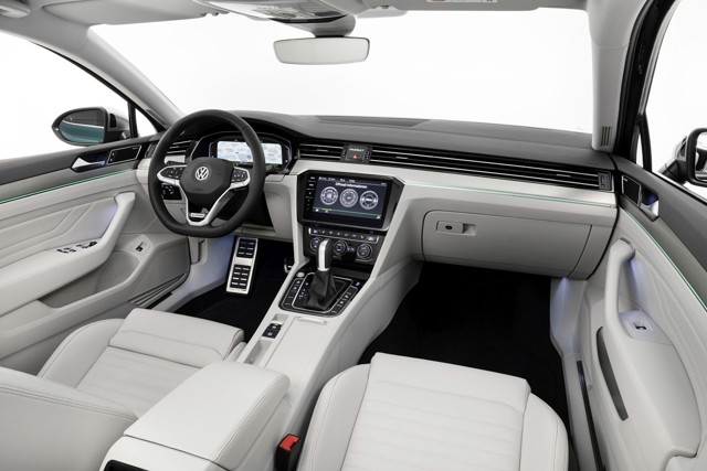 Volkswagen Passat Alltrack photo 14