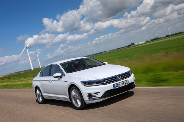 Volkswagen Passat Gte photo 5