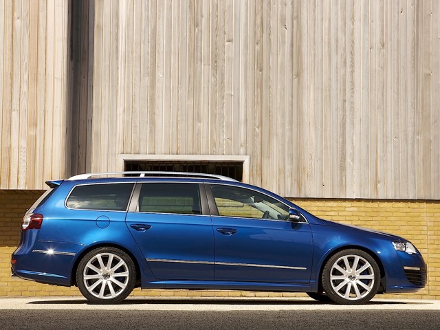 Volkswagen Passat R photo 18
