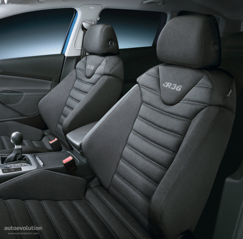 Volkswagen Passat R photo 21