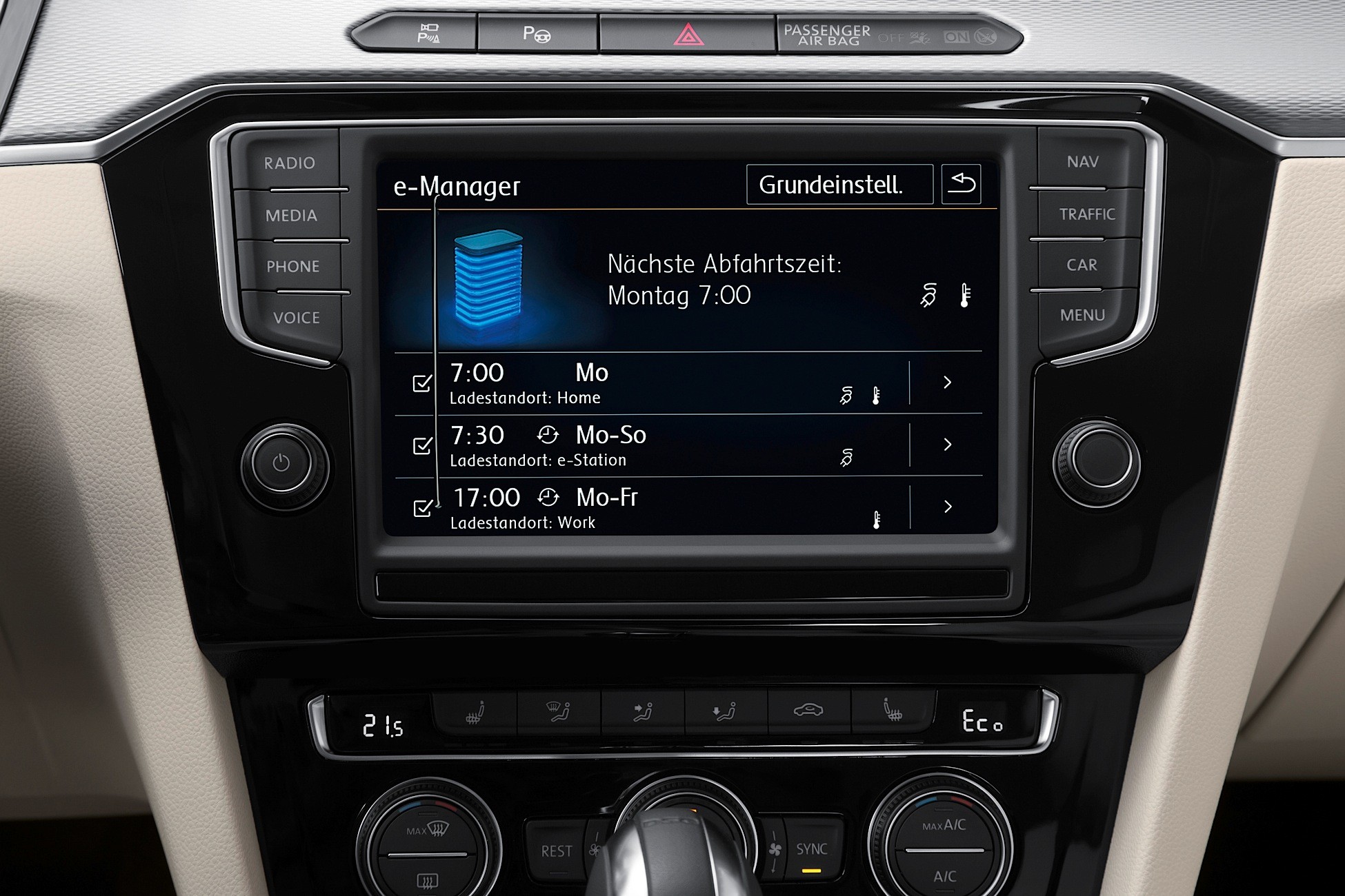 Volkswagen Passat Variant Gte photo 25