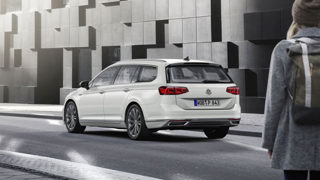 Volkswagen Passat Variant Gte photo 2