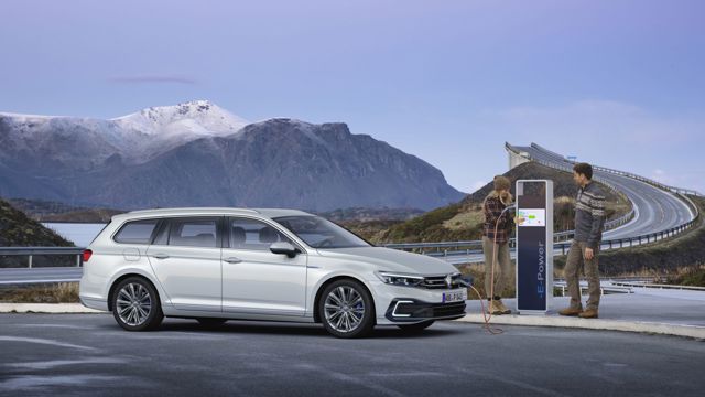 Volkswagen Passat Variant Gte photo 3