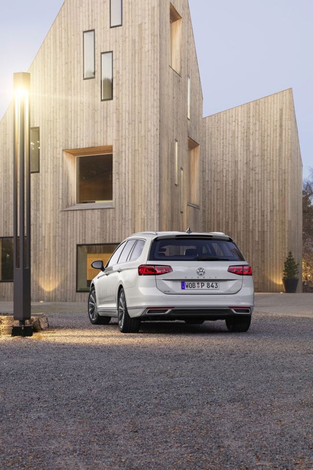 Volkswagen Passat Variant Gte photo 5
