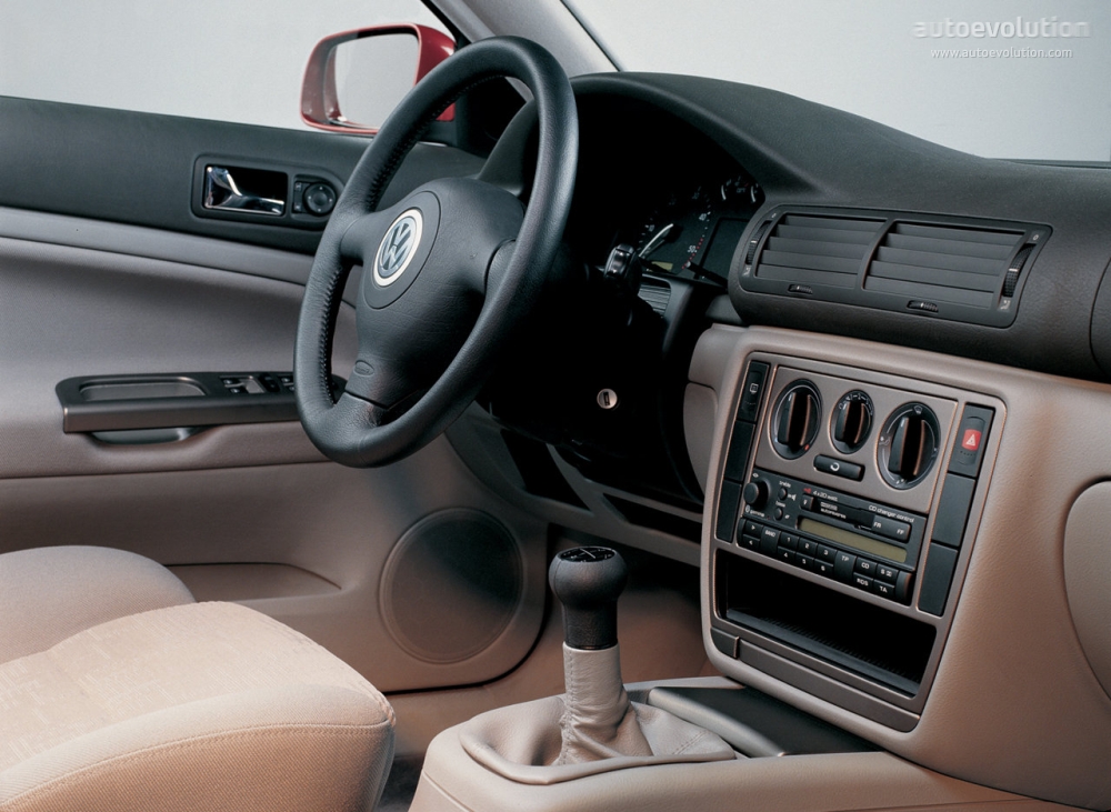 Volkswagen Passat Variant photo 3