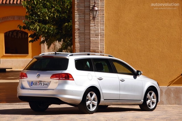 Volkswagen Passat Variant photo 15