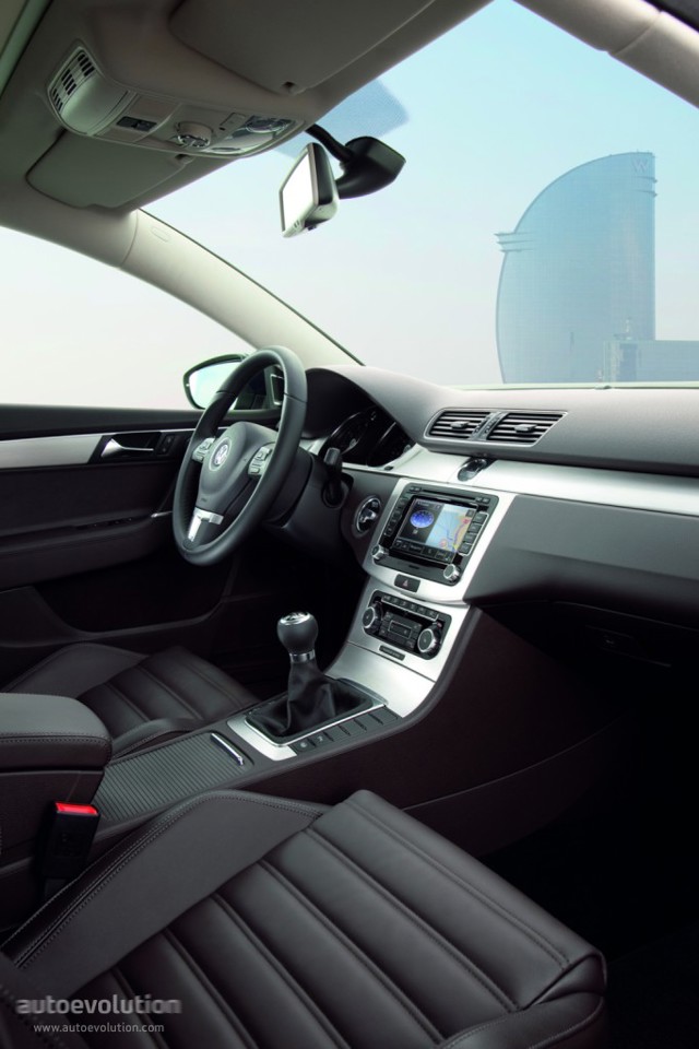 Volkswagen Passat Variant photo 19