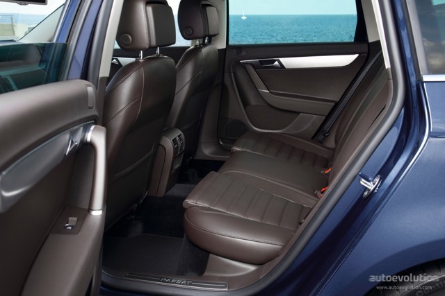 Volkswagen Passat Variant photo 22
