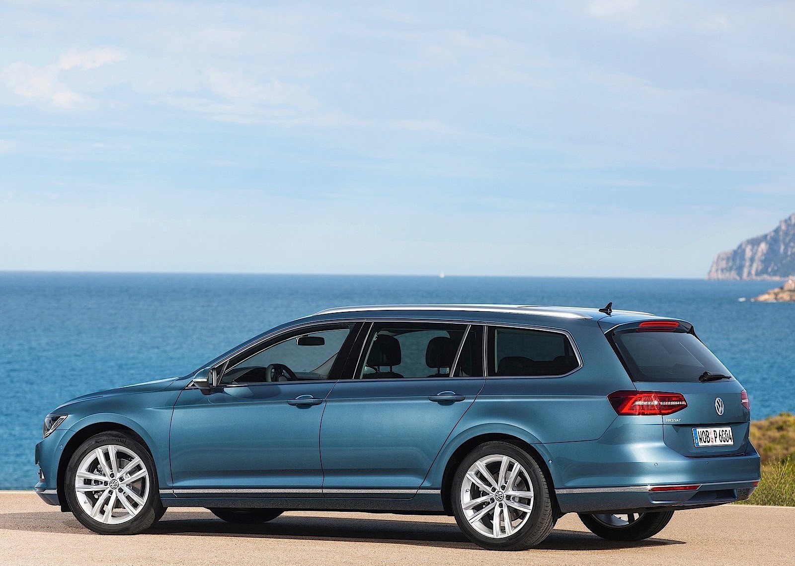 Volkswagen Passat Variant photo 39