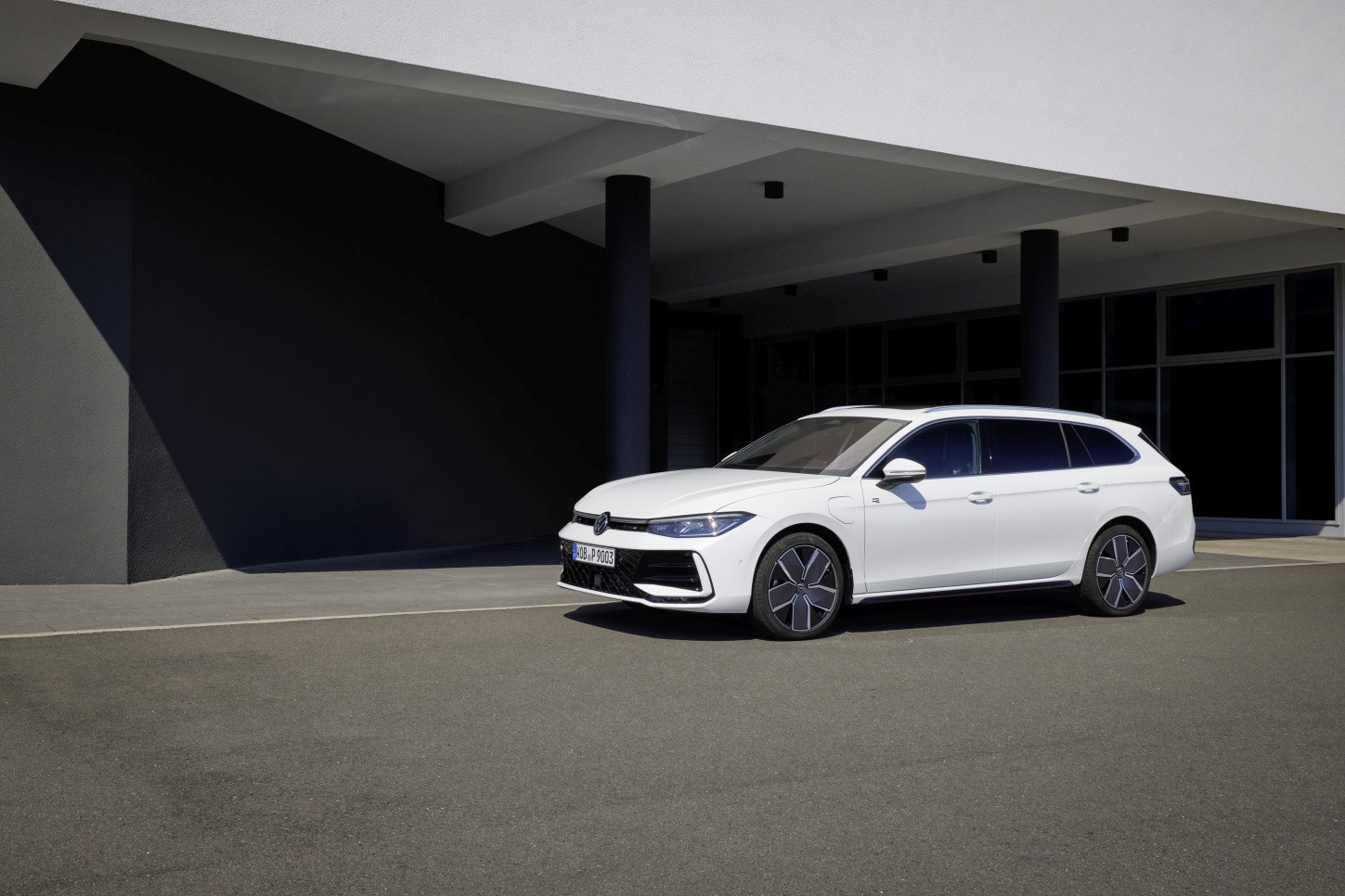 Volkswagen Passat Variant photo 15