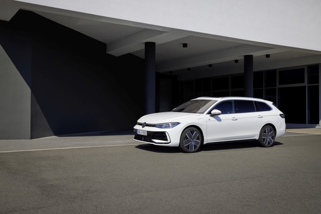 Volkswagen Passat Variant photo 15
