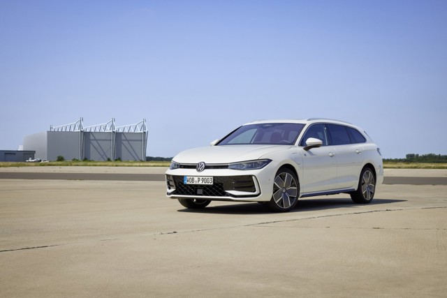 Volkswagen Passat Variant photo 21