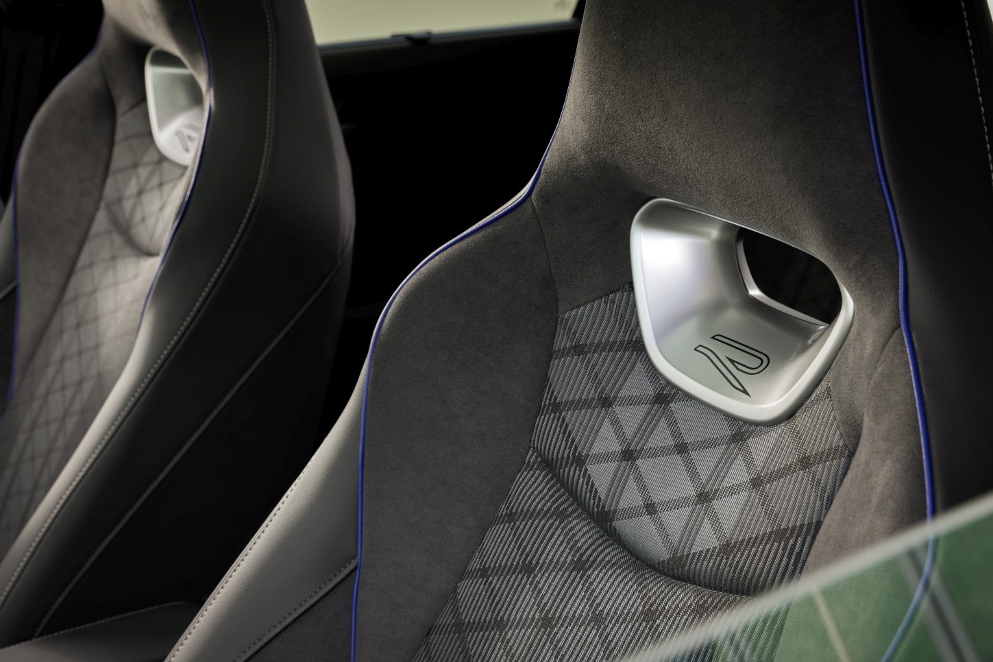 Volkswagen Passat Variant photo 37