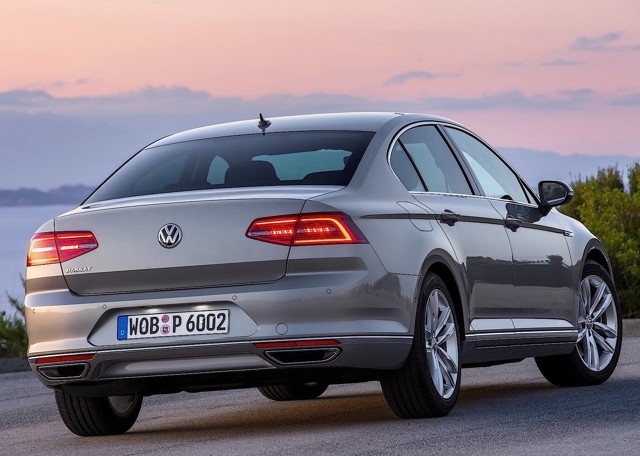 Volkswagen Passat Foto 43