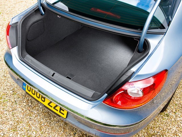 Volkswagen Passat foto 100