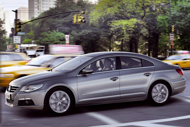 Volkswagen Passat foto 8