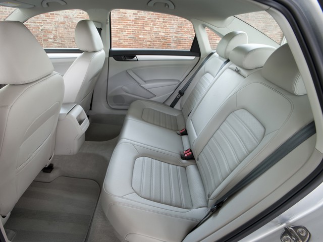 Volkswagen Passat photo 25