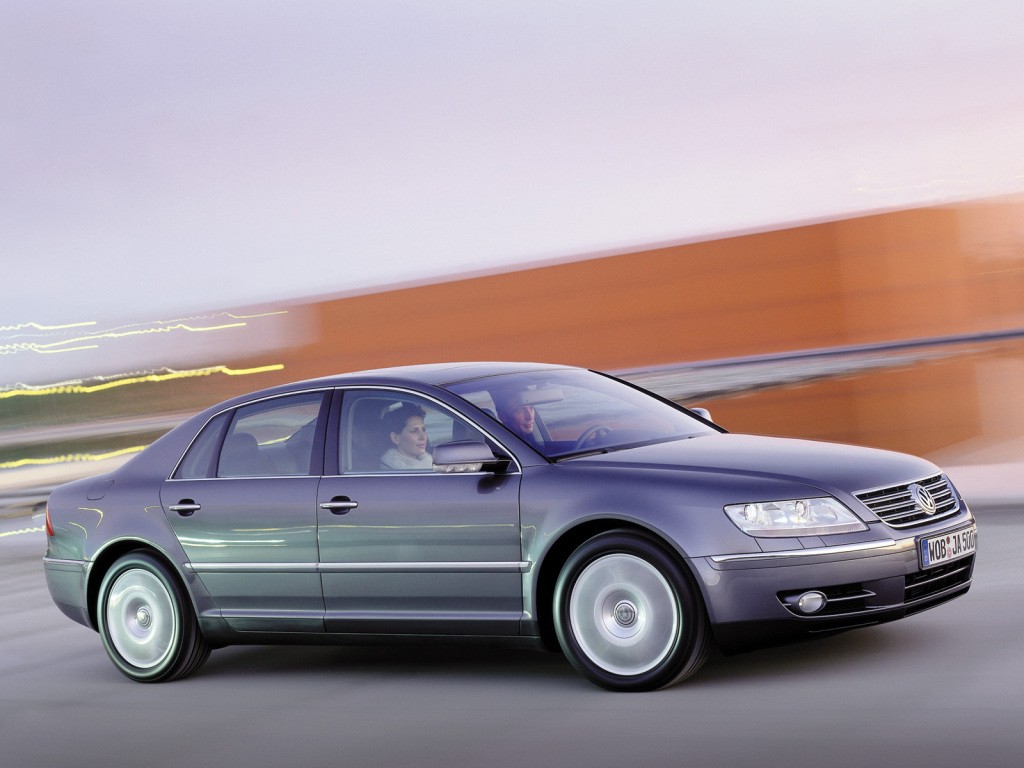 Volkswagen Phaeton photo 18