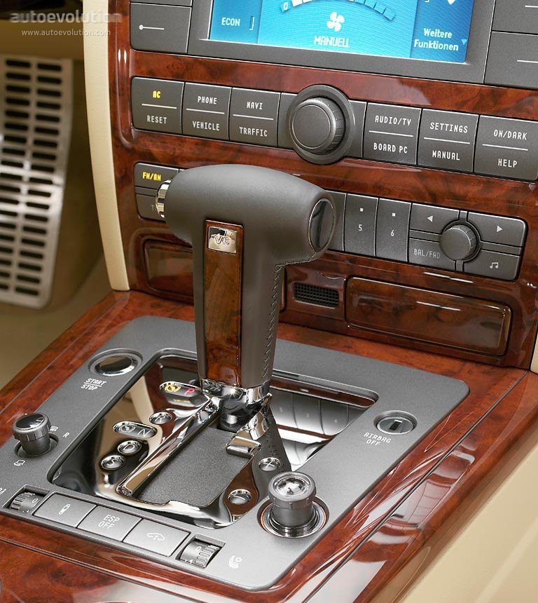 Volkswagen Phaeton photo 20