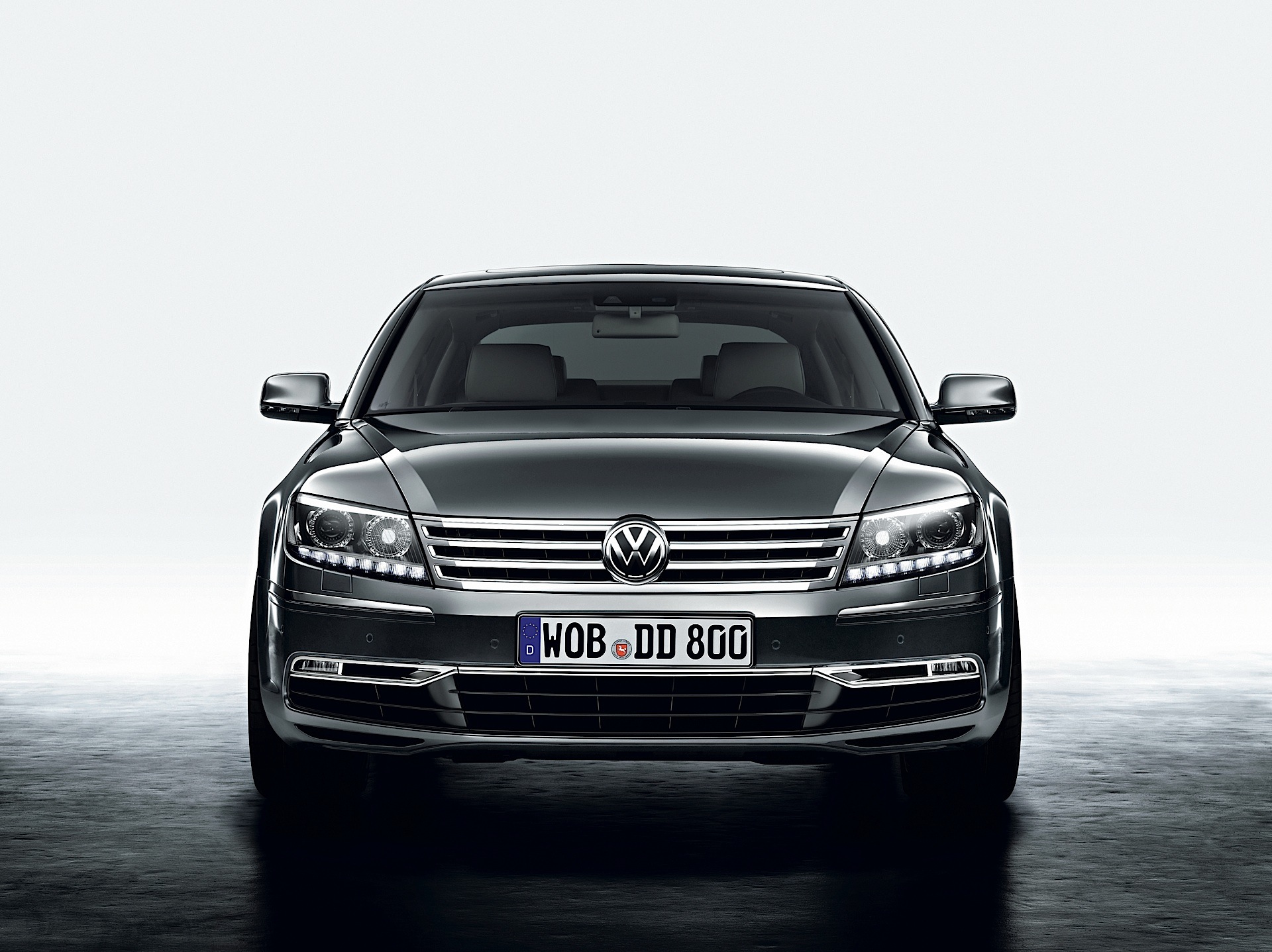 Volkswagen Phaeton photo 17