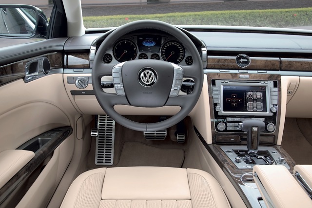 Volkswagen Phaeton foto 34