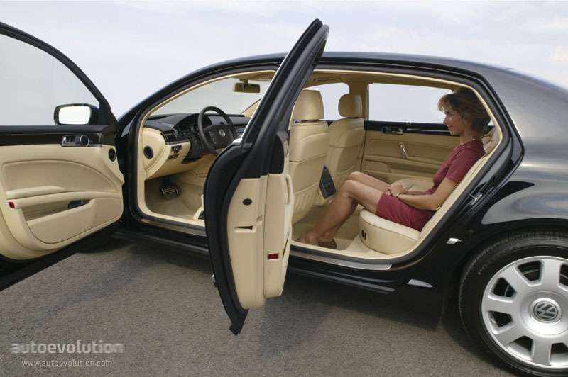 Volkswagen Phaeton photo 11