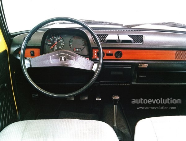 Volkswagen Polo 3 Doors photo 6