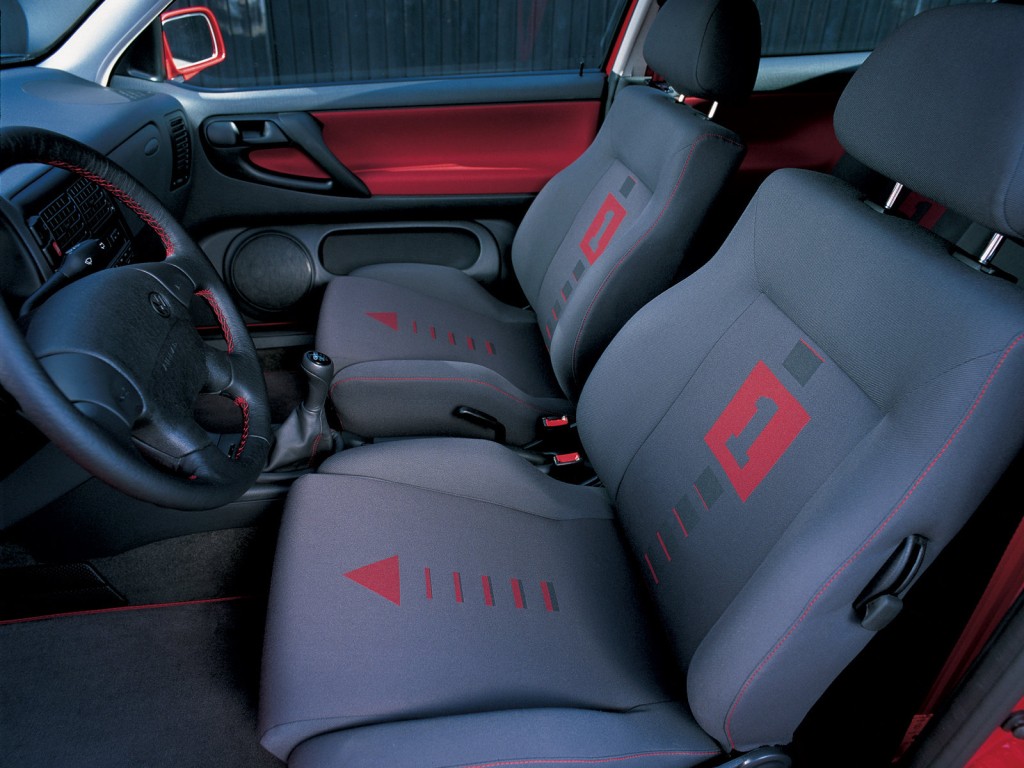 Volkswagen Polo 3 Doors photo 10