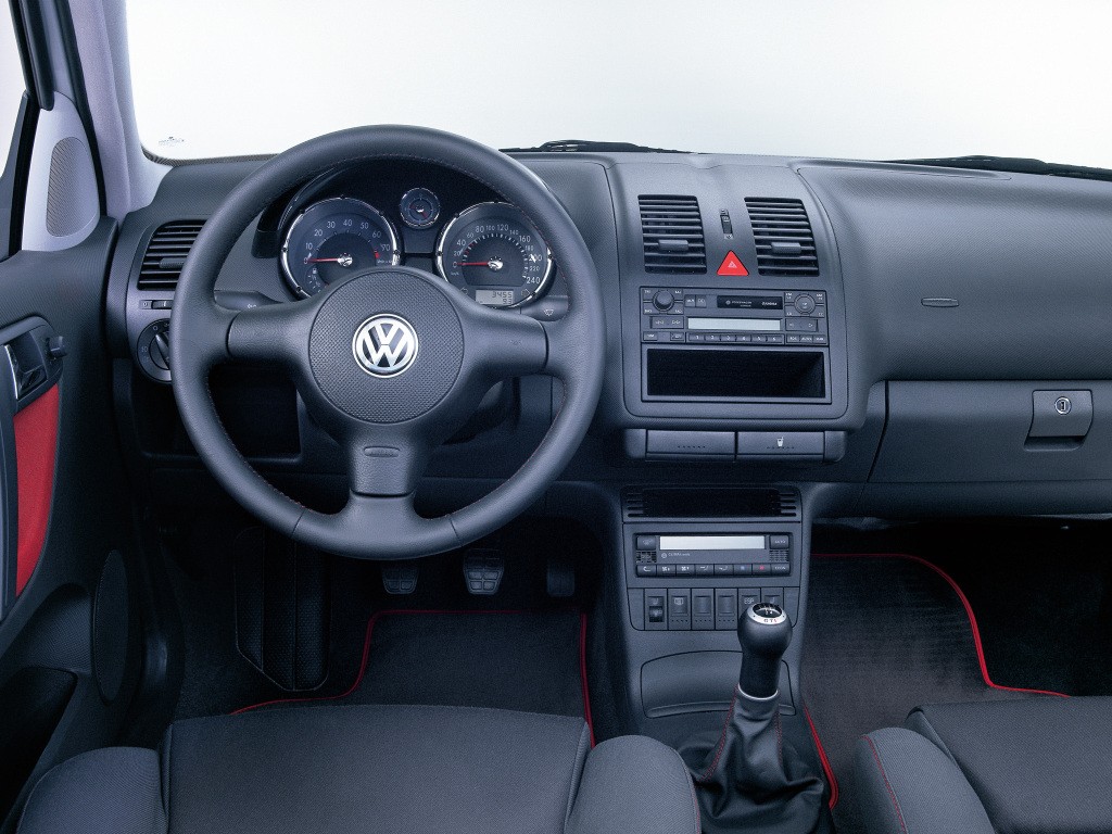 Volkswagen Polo 3 Doors photo 17