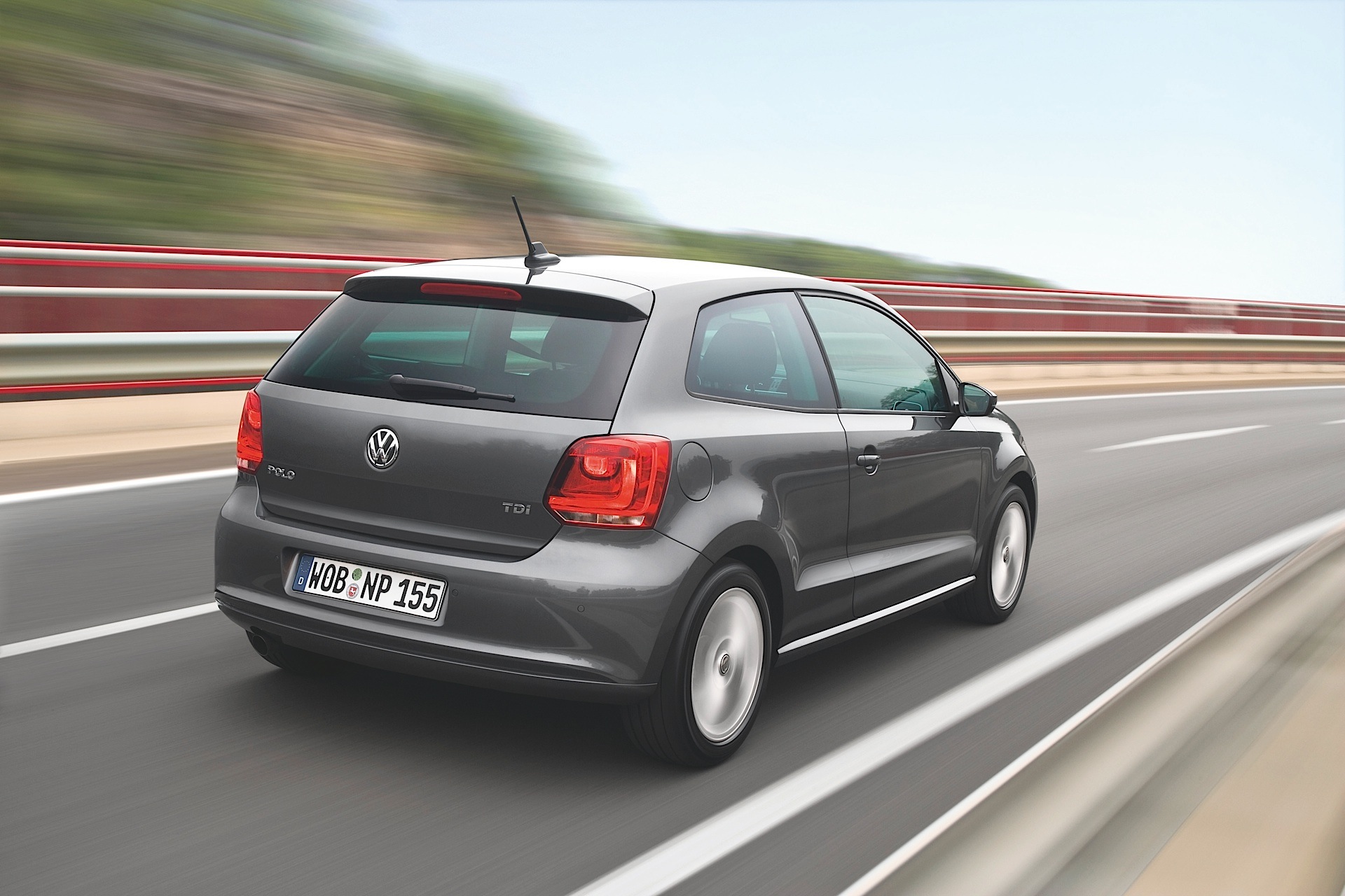 Volkswagen Polo 3 Doors photo 10