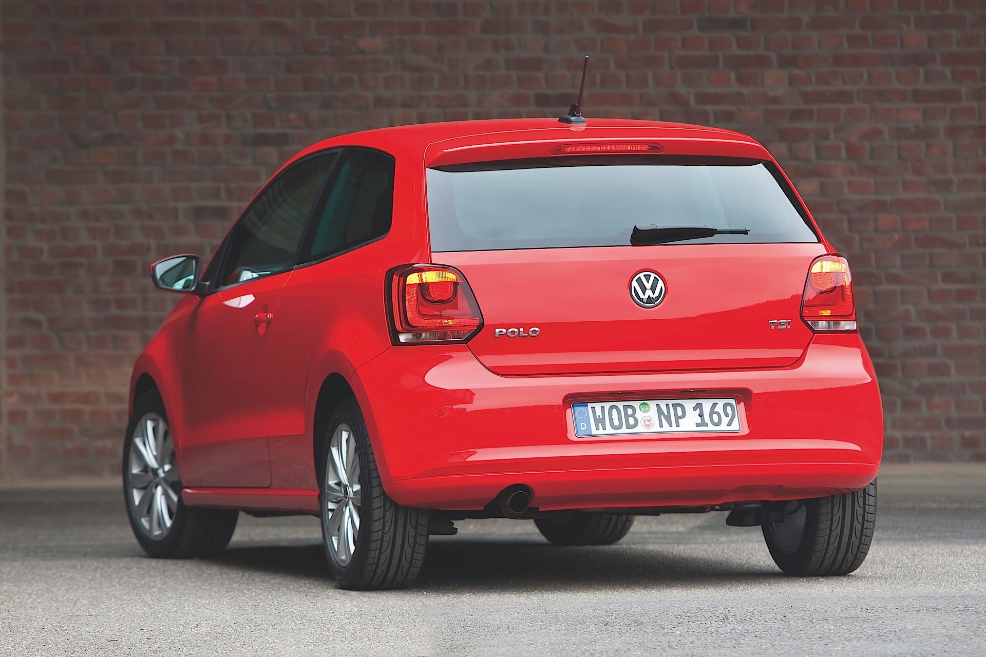 Volkswagen Polo 3 Doors photo 17