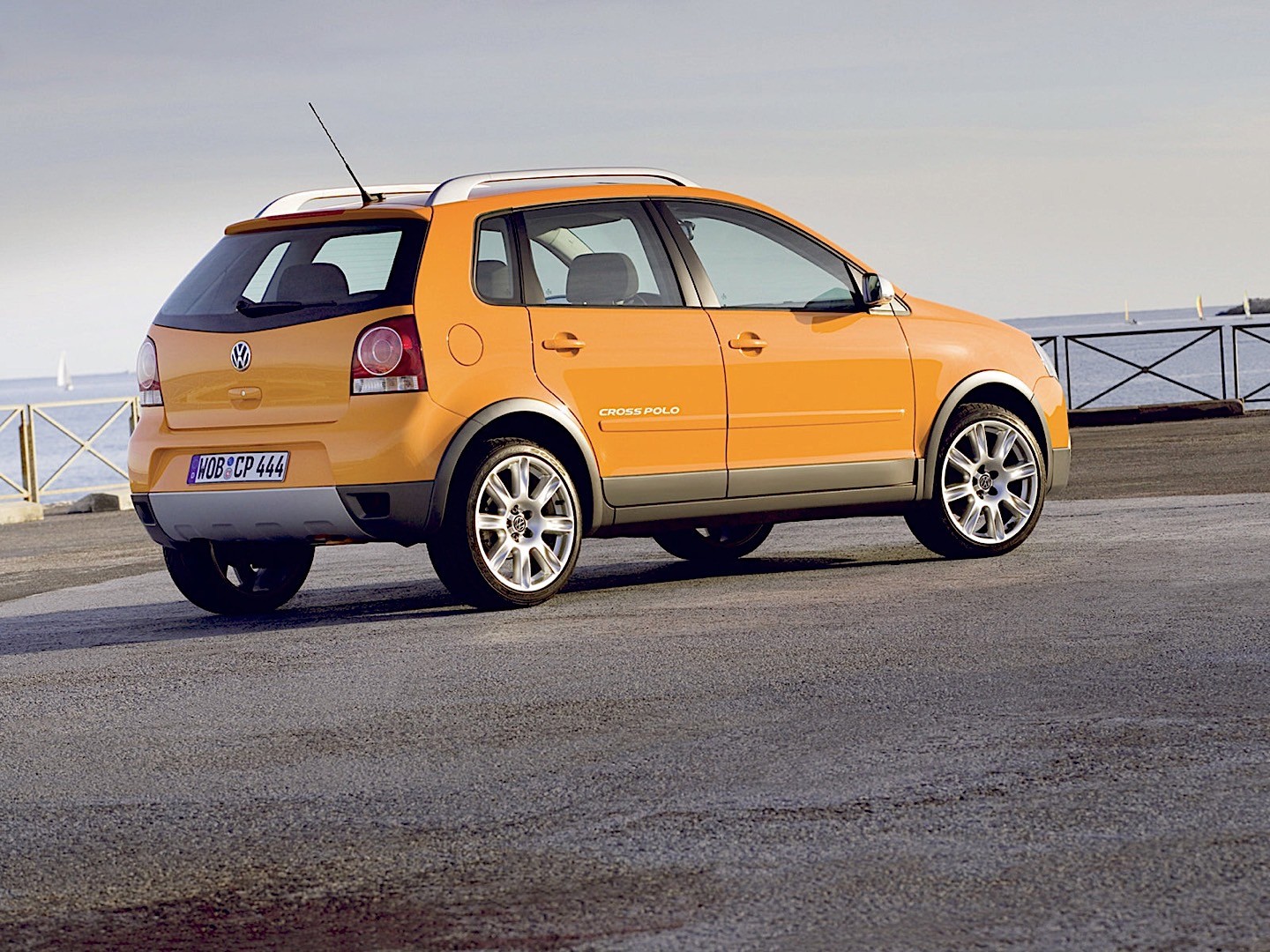 Volkswagen Polo 5 Doors photo 11