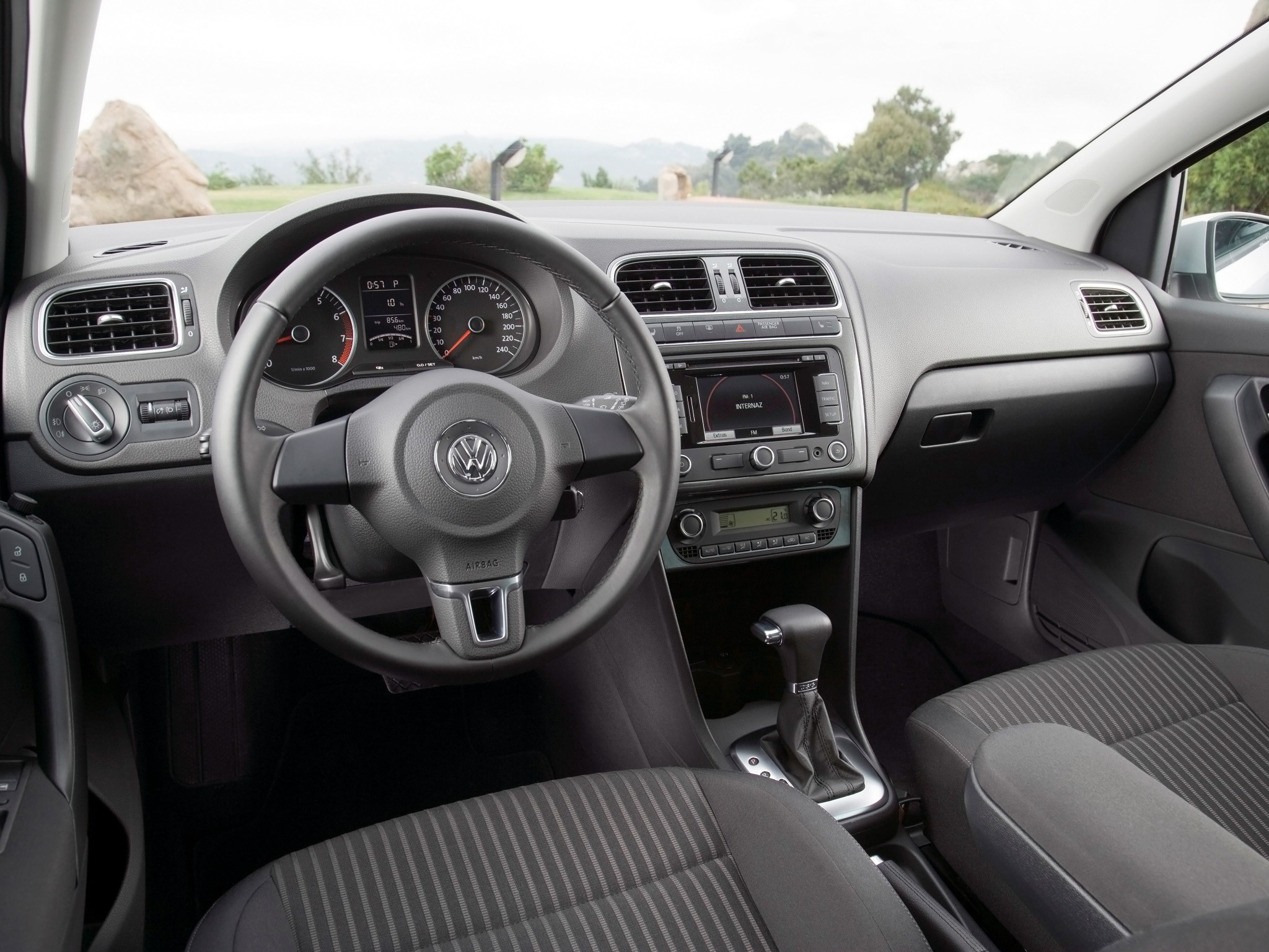 Volkswagen Polo 5 Doors photo 87