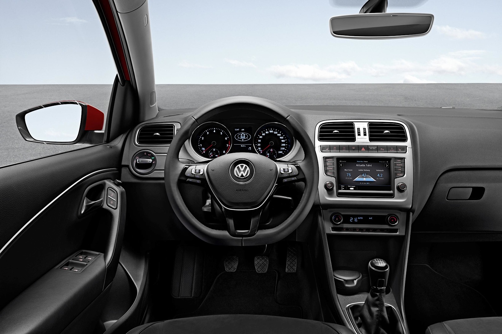 Volkswagen Polo 5 Doors photo 21