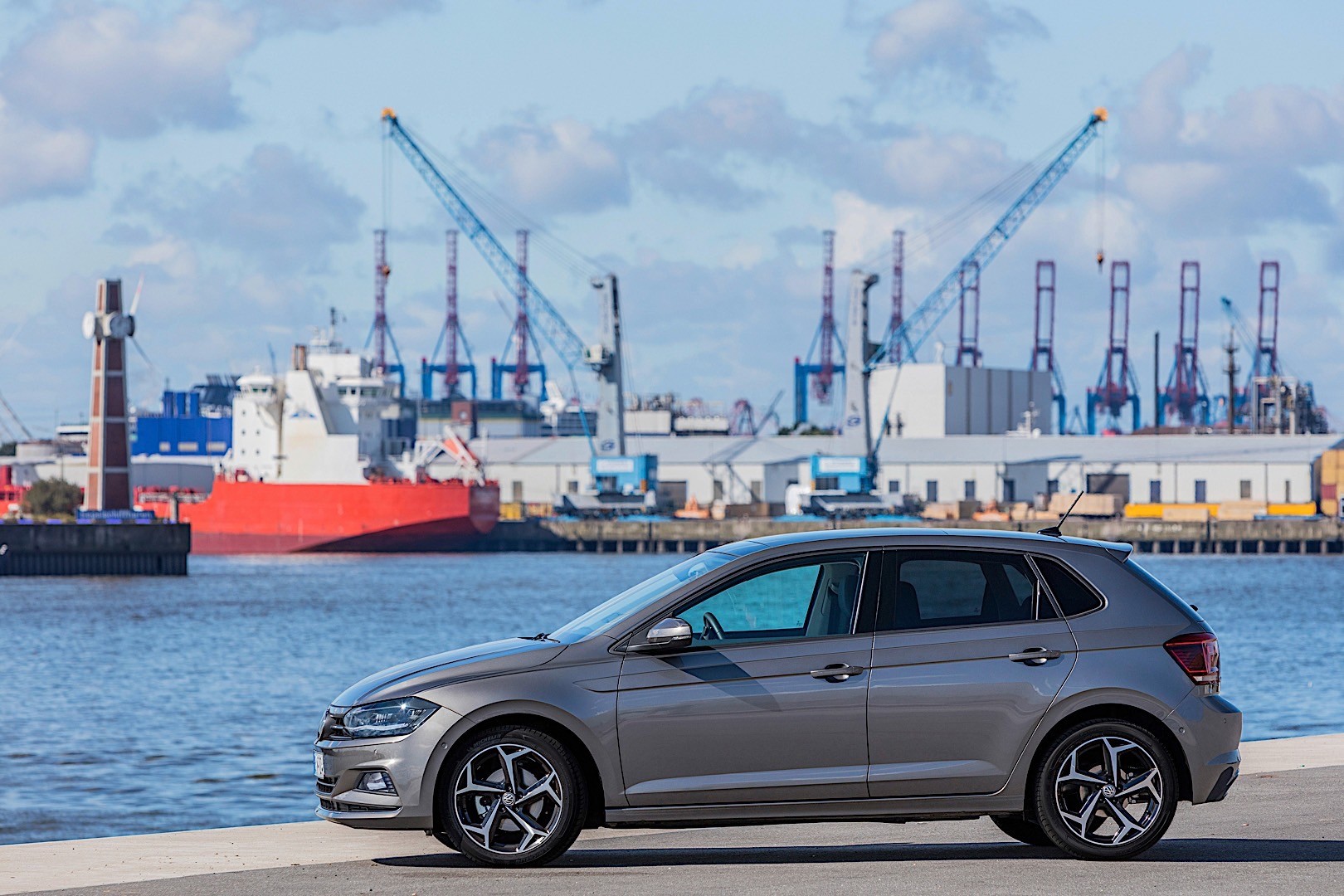 Volkswagen Polo 5 Doors photo 29
