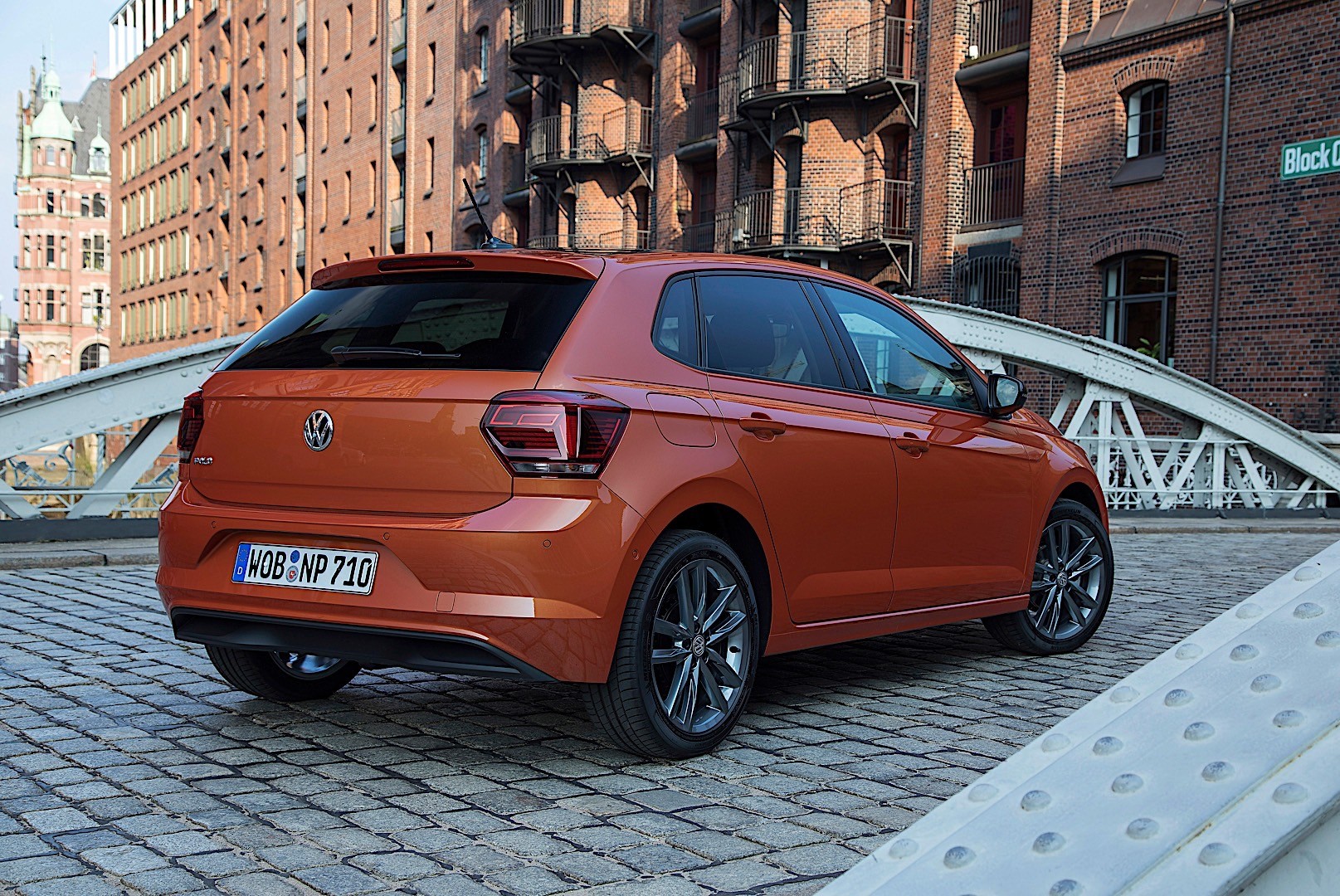 Volkswagen Polo 5 Doors photo 30